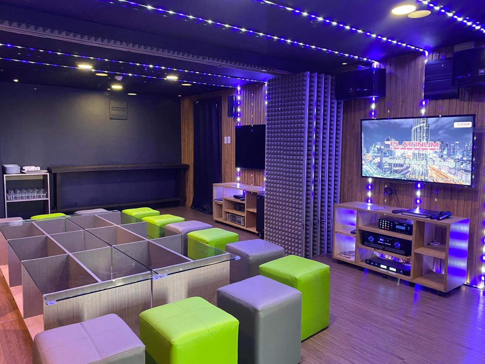 Jade Hotel And Suites Makati City Екстер'єр фото